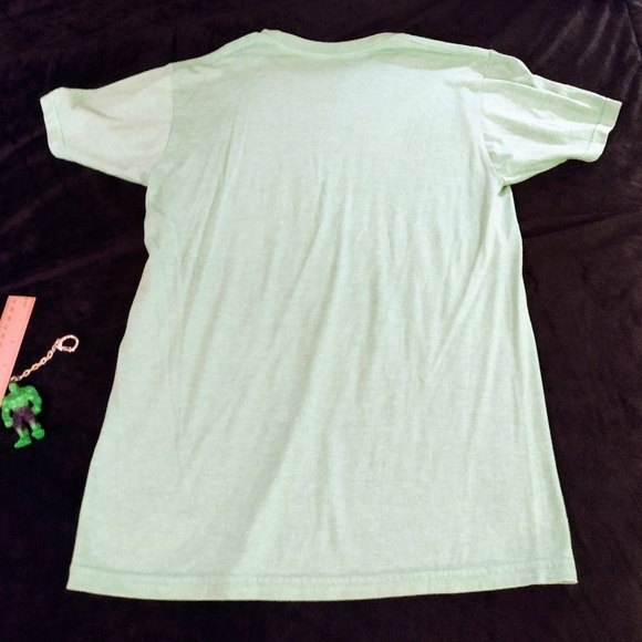 Incredible hulk shirt and keychain set - Picture 4 of 10